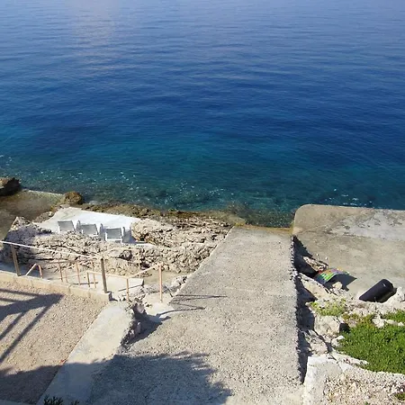 Secluded Fisherman's Cove Virak, Hvar - 17875 Gdinj